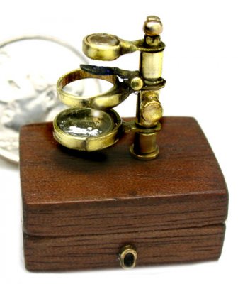 Microscope, Darwin's Portable Microscope